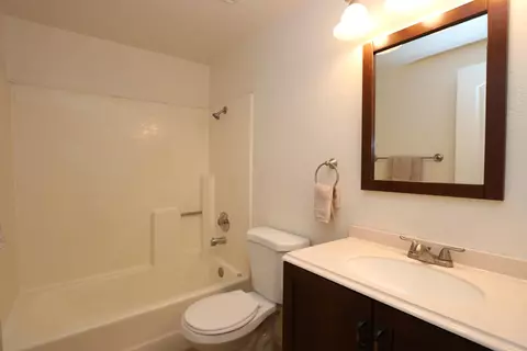 1126 Lightcap St, Lancaster, CA 93535 photo 12