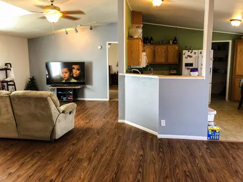 9232 W 60th St, Mojave, CA 93501 photo 5