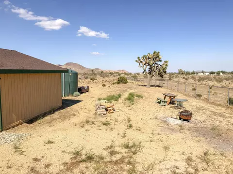 9232 W 60th St, Mojave, CA 93501 photo 19