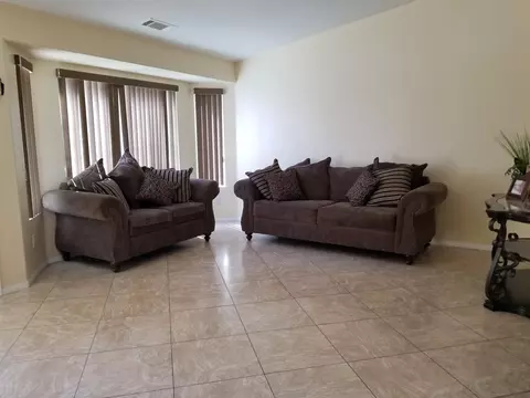43619 16th St, Lancaster, CA 93535 photo 5