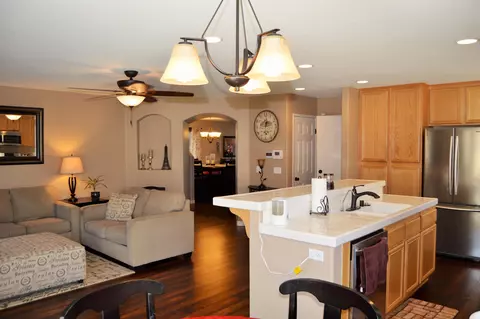 45448 Stadium Ln, Lancaster, CA 93535 photo 6