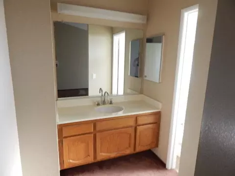45135 Rodin Ave, Lancaster, CA 93535 photo 8