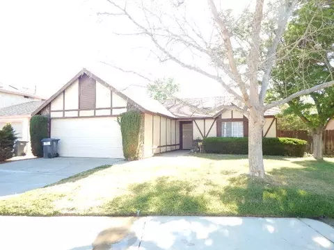 45135 Rodin Ave, Lancaster, CA 93535 photo 7