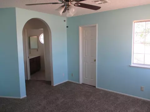 44666 Timothy Ct, Lancaster, CA 93535 photo 12