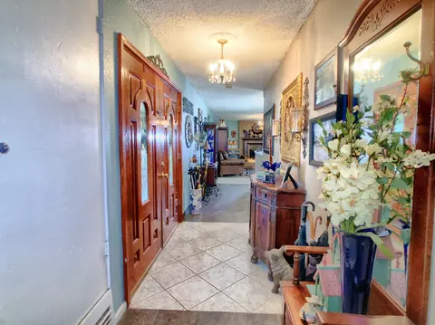 573 E Avenue J1, Lancaster, CA 93535 photo 7