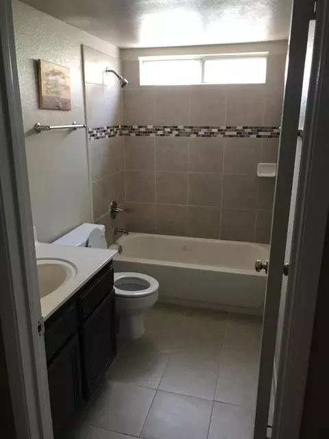 44719 E 17th Street East St, Lancaster, CA 93535 photo 4