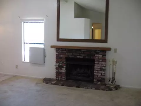37635 31st St E, Palmdale, CA 93550 photo 9