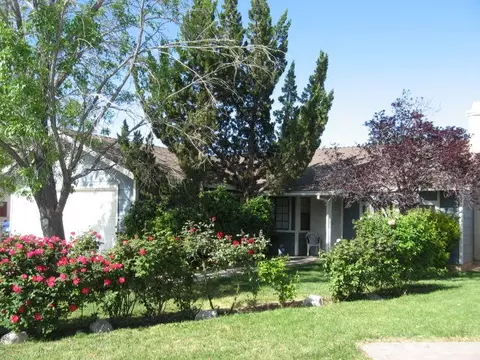 37635 31st St E, Palmdale, CA 93550 photo 1