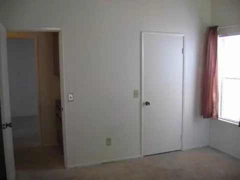 37635 31st St E, Palmdale, CA 93550 photo 3
