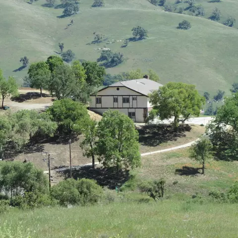18300 Jacks Hill Rd, Tehachapi, CA 93561 photo 5