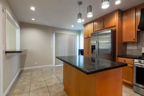 3810 Gem Ct, Lancaster, CA 93536 photo 8