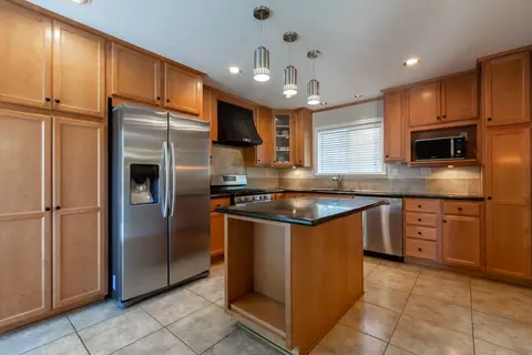 3810 Gem Ct, Lancaster, CA 93536 photo 6