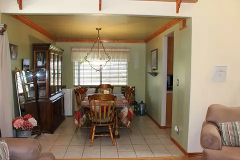 2324 E Kettering St, Lancaster, CA 93535 photo 8