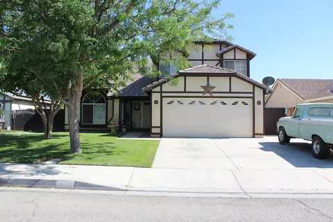 2324 E Kettering St, Lancaster, CA 93535 photo 1