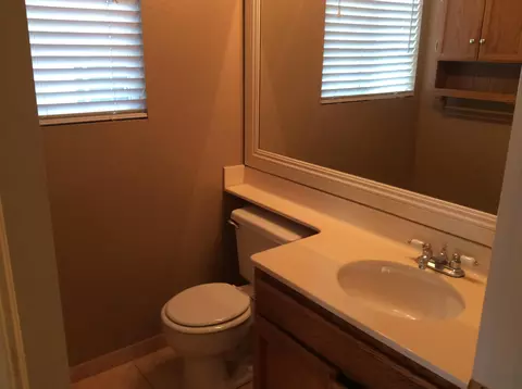 2110 E Nugent St, Lancaster, CA 93535 photo 18