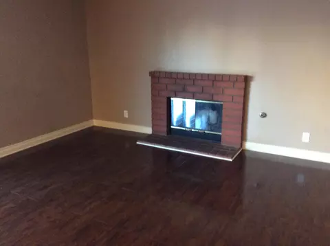 2110 E Nugent St, Lancaster, CA 93535 photo 17
