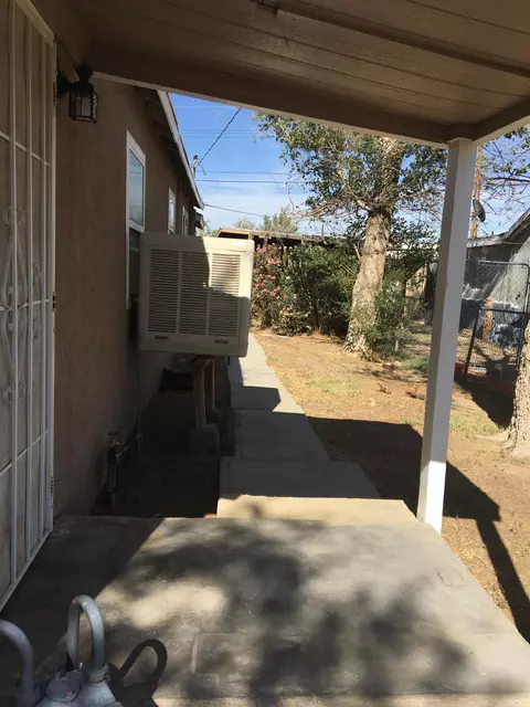 16124 H St, Mojave, CA 93501 photo 4