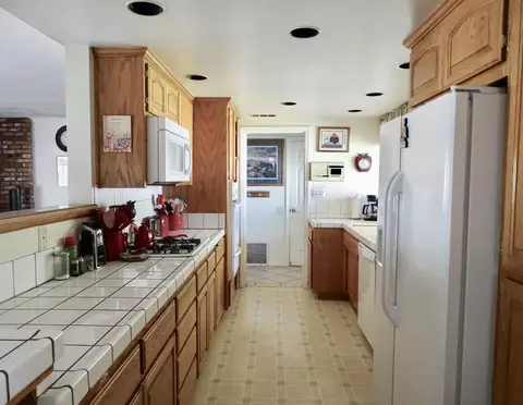 44317 13th St E, Lancaster, CA 93535 photo 9