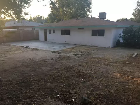 324 E Avenue R6, Palmdale, CA 93550 photo 7