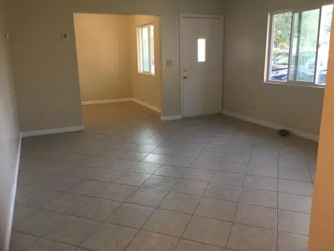 324 E Avenue R6, Palmdale, CA 93550 photo 8