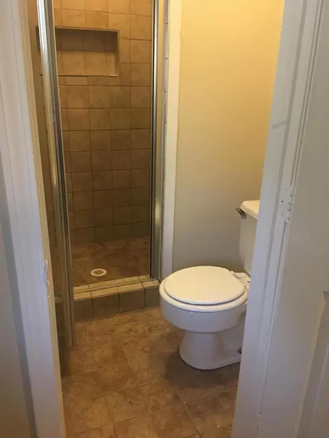 324 E Avenue R6, Palmdale, CA 93550 photo 17