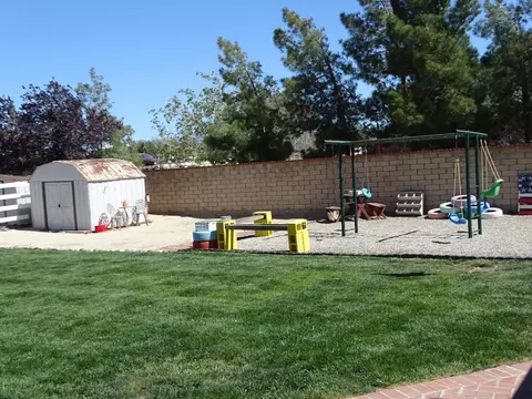 36034 E 42nd St, Palmdale, CA 93552 photo 34