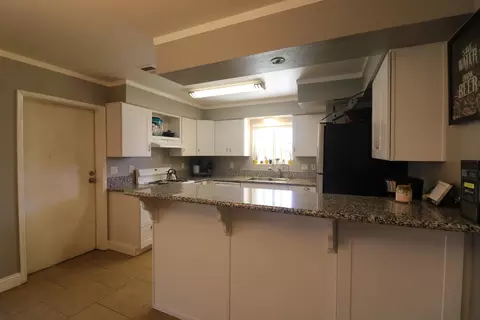21470 Mission St, Tehachapi, CA 93561 photo 7