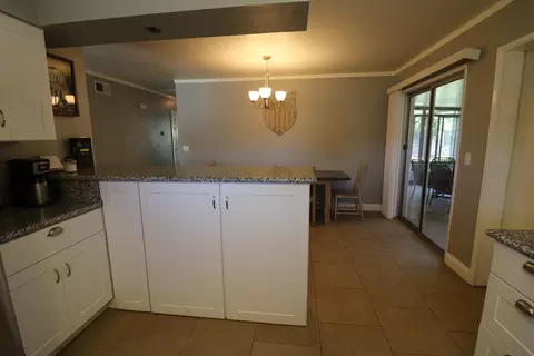 21470 Mission St, Tehachapi, CA 93561 photo 10