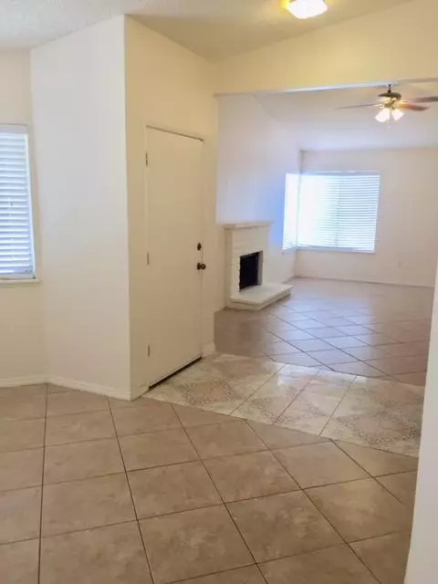 37012 32nd St E, Palmdale, CA 93550 photo 5