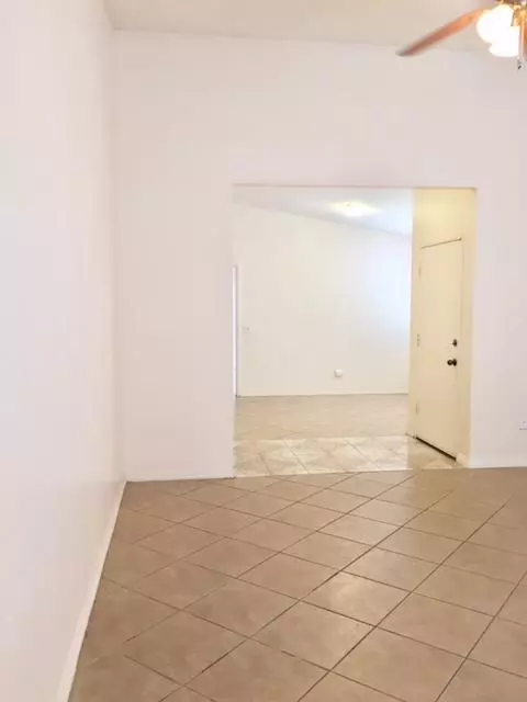 37012 32nd St E, Palmdale, CA 93550 photo 8