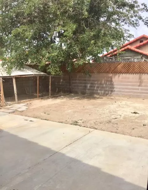 37012 32nd St E, Palmdale, CA 93550 photo 23