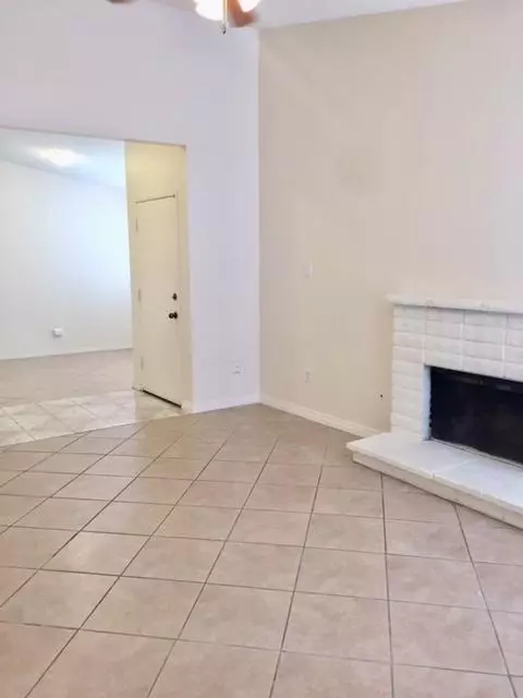 37012 32nd St E, Palmdale, CA 93550 photo 7