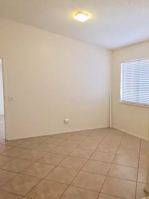 37012 32nd St E, Palmdale, CA 93550 photo 9
