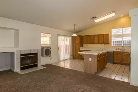3339 Kudos Ct, Lancaster, CA 93535 photo 9