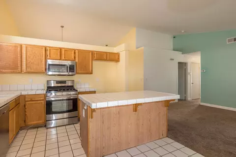 3339 Kudos Ct, Lancaster, CA 93535 photo 7
