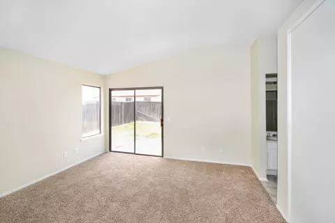 2157 Willowbrook Ave, Palmdale, CA 93551 photo 7