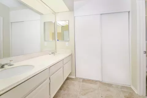 2157 Willowbrook Ave, Palmdale, CA 93551 photo 9