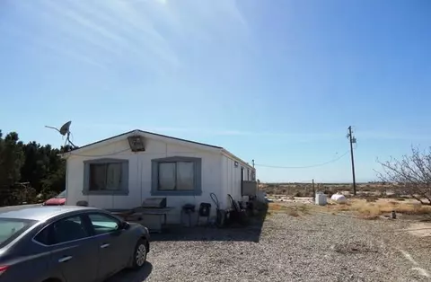 48605 E 100th St, Lancaster, CA 93535 photo 1