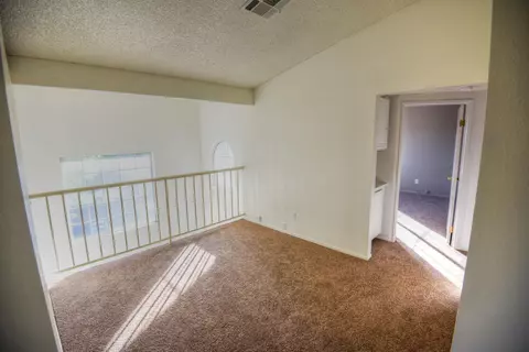 37702 Dixie Dr, Palmdale, CA 93550 photo 15