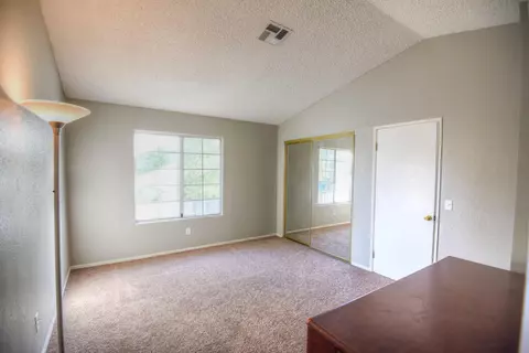 37702 Dixie Dr, Palmdale, CA 93550 photo 23