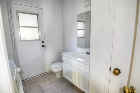 37702 Dixie Dr, Palmdale, CA 93550 photo 12