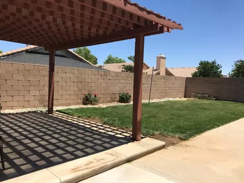 1627 E Kettering St, Lancaster, CA 93535 photo 8