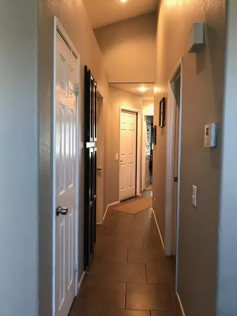 1627 E Kettering St, Lancaster, CA 93535 photo 5