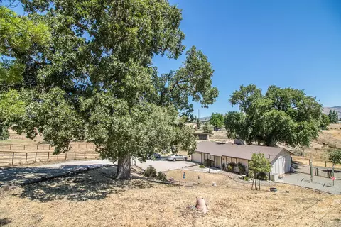 22120 Lilac St, Tehachapi, CA 93561 photo 21