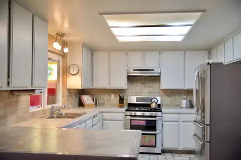1237 E Avenue J12, Lancaster, CA 93535 photo 7