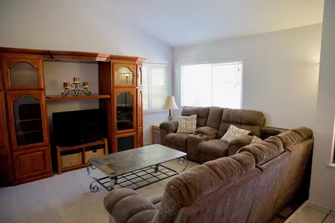 1237 E Avenue J12, Lancaster, CA 93535 photo 4