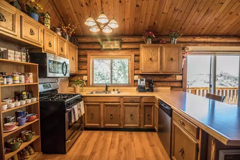 22904 Rim Way, Tehachapi, CA 93561 photo 17