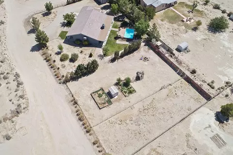 45909 37th St E, Lancaster, CA 93535 photo 31