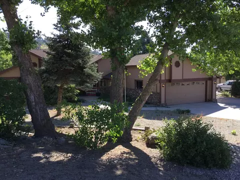 23371 Lakeview Dr, Tehachapi, CA 93561 photo 1