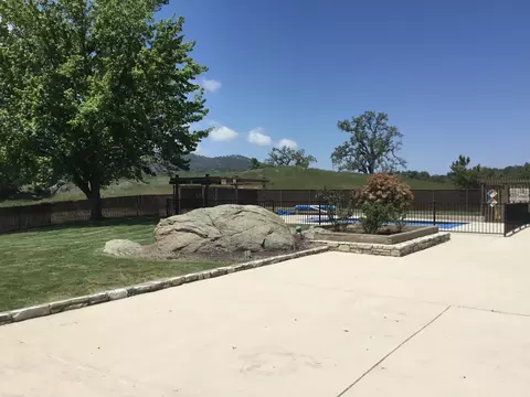 23371 Lakeview Dr, Tehachapi, CA 93561 photo 43